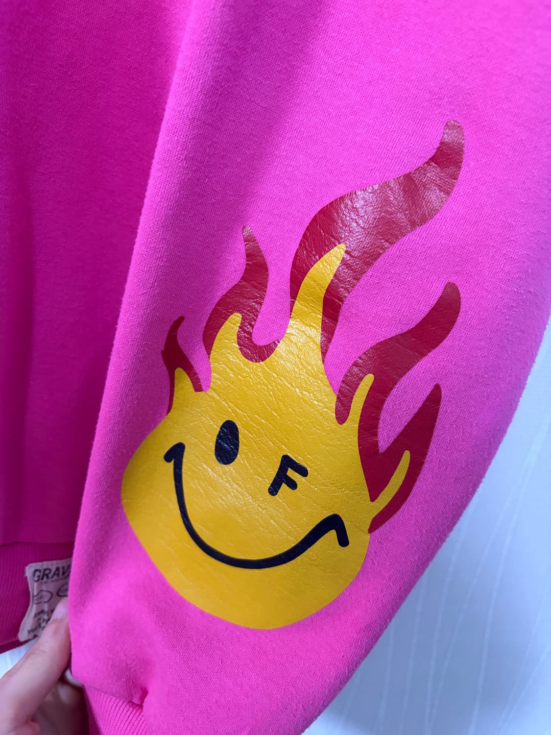 그레이버 핑크 스마일 맨투맨 상품이미지3