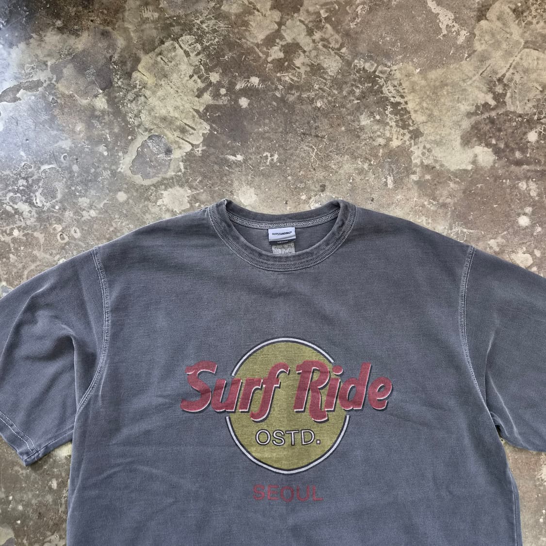 M) 아웃스탠딩 서프라이즈 크롭 반팔티 반팔티셔츠 남여공용 상품이미지2