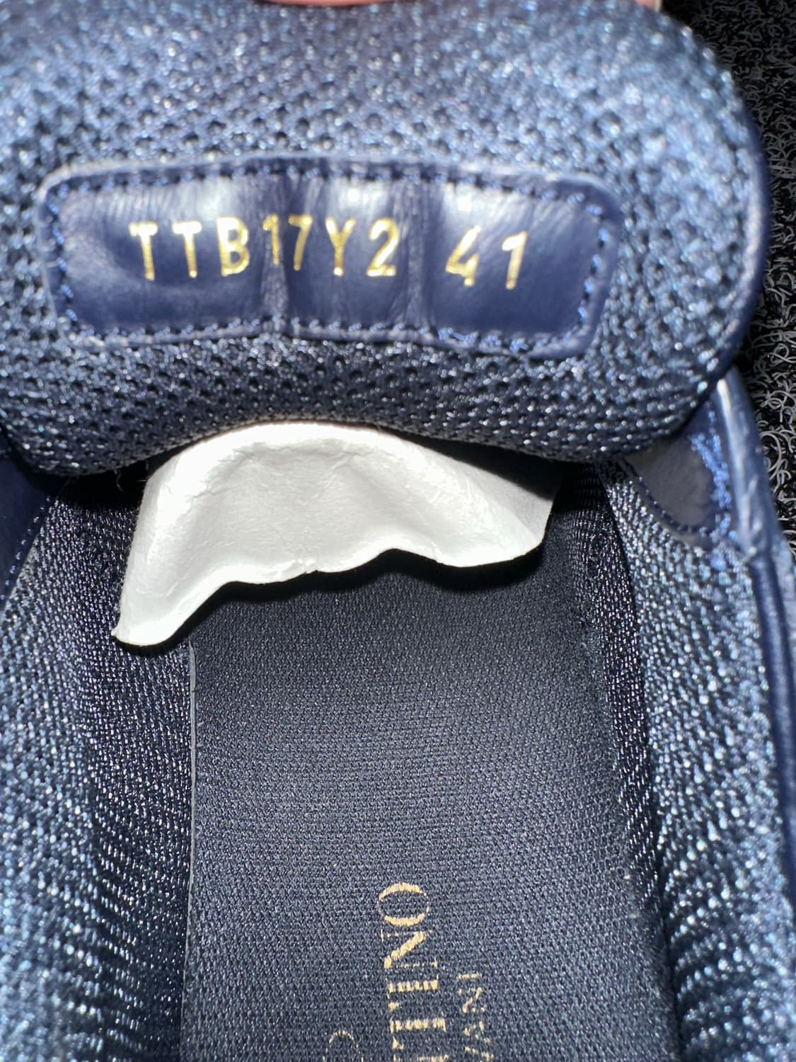 발렌티노 Garavani 네이비/레드 스니커즈 41 상품이미지7