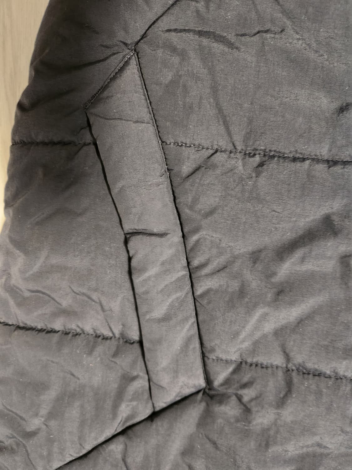 내셔널지오그래픽 아레올라 포켓 패딩 베스트 사이즈105 xl

사용감 외 상품이미지5