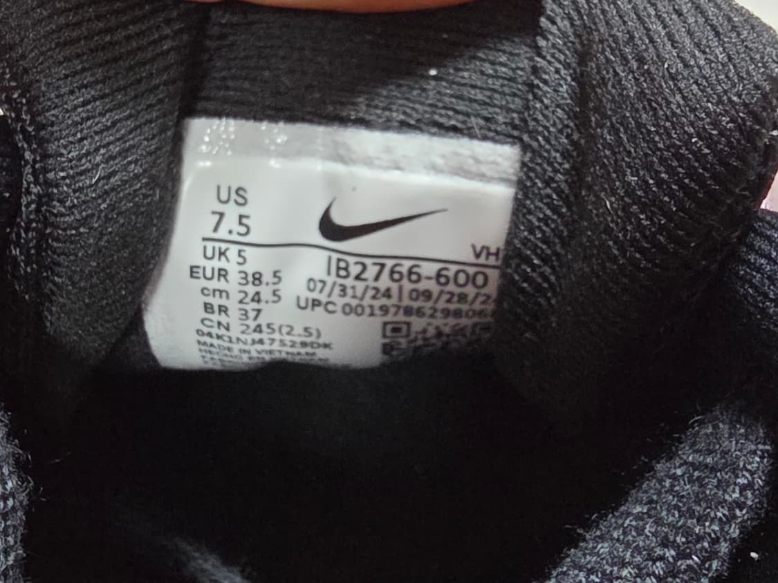 나이키 우먼스 업리프트SC [245mm] 상품이미지10