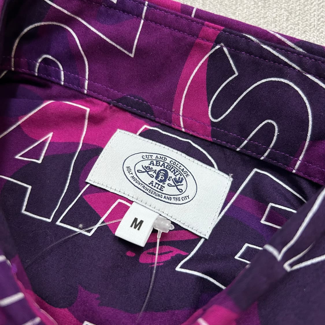BAPE 텍스트 칼라 카모 버튼다운 셔츠 상품이미지8