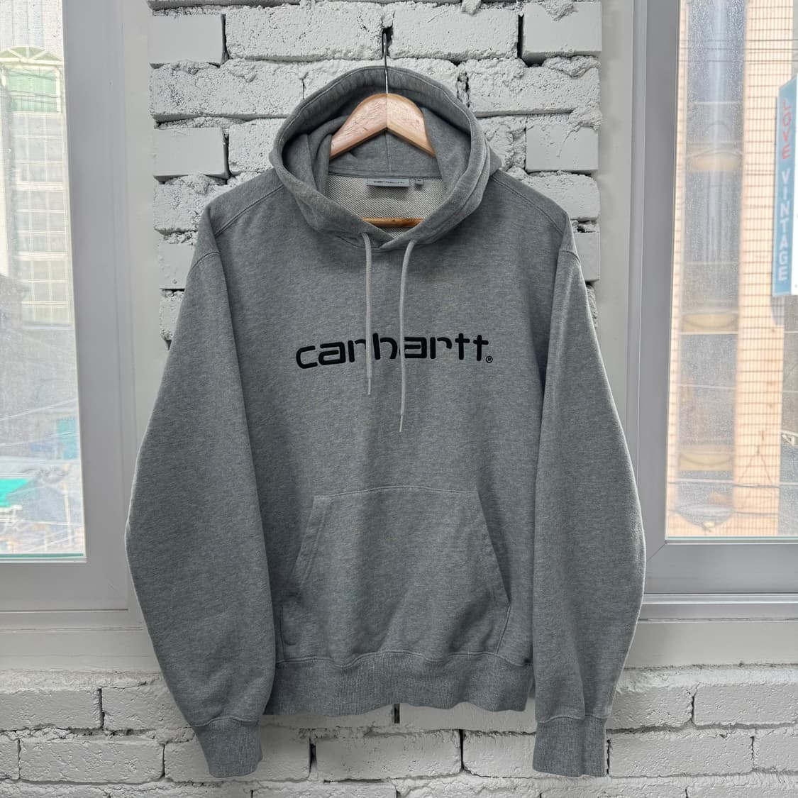 칼하트wip 후드티 상품이미지1