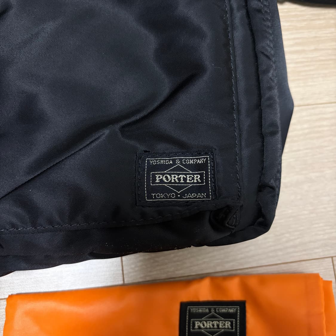 요시다포터 porter 탱커 숄더백 블랙 라지 L 신형 (미사용에가까움) 상품이미지3