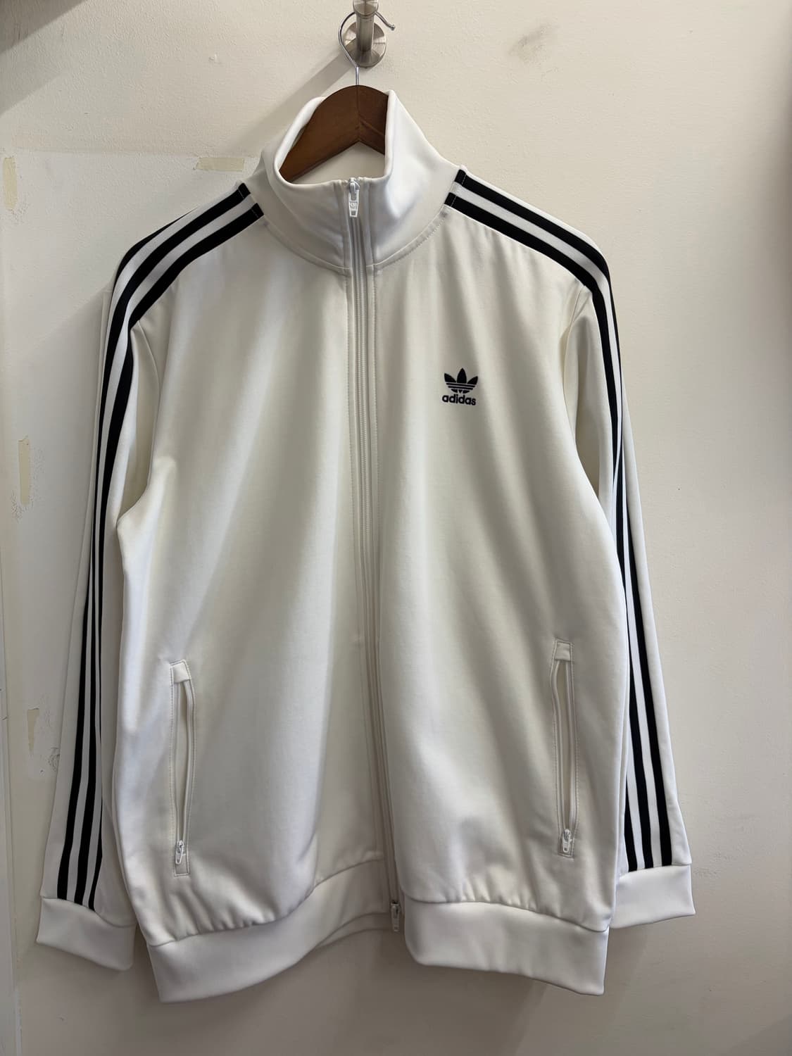 N21. 아디다스 화이트 파이어버드 져지 신형 상품이미지1