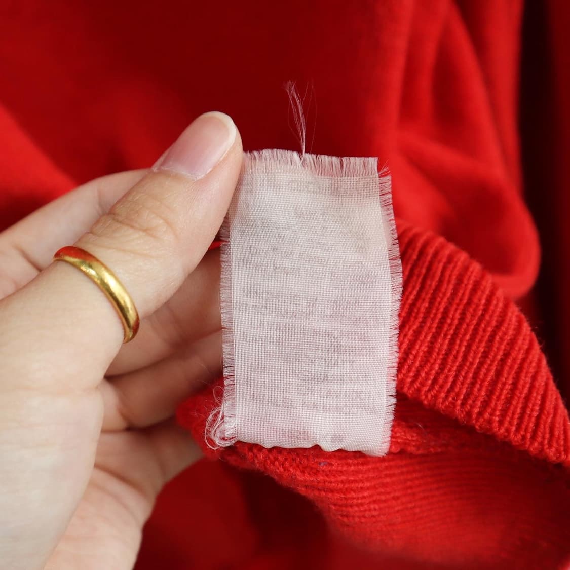 버버리 기마자수 램스울 브이넥 니트 상품이미지7