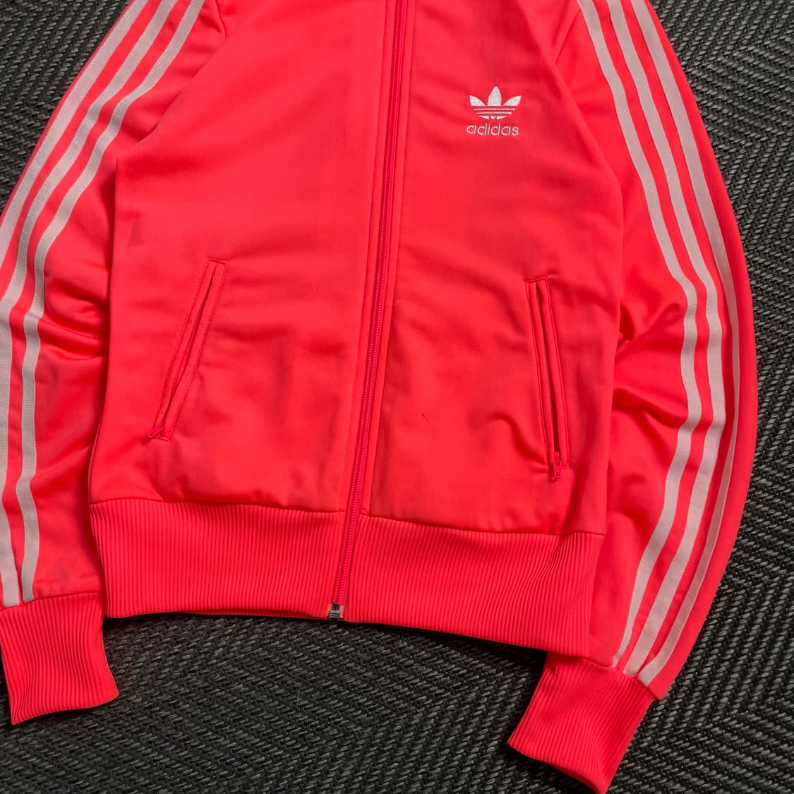 아디다스 우먼스 파이어버드 빅로고 네온 핑크 트랙탑 져지o 4780 상품이미지2