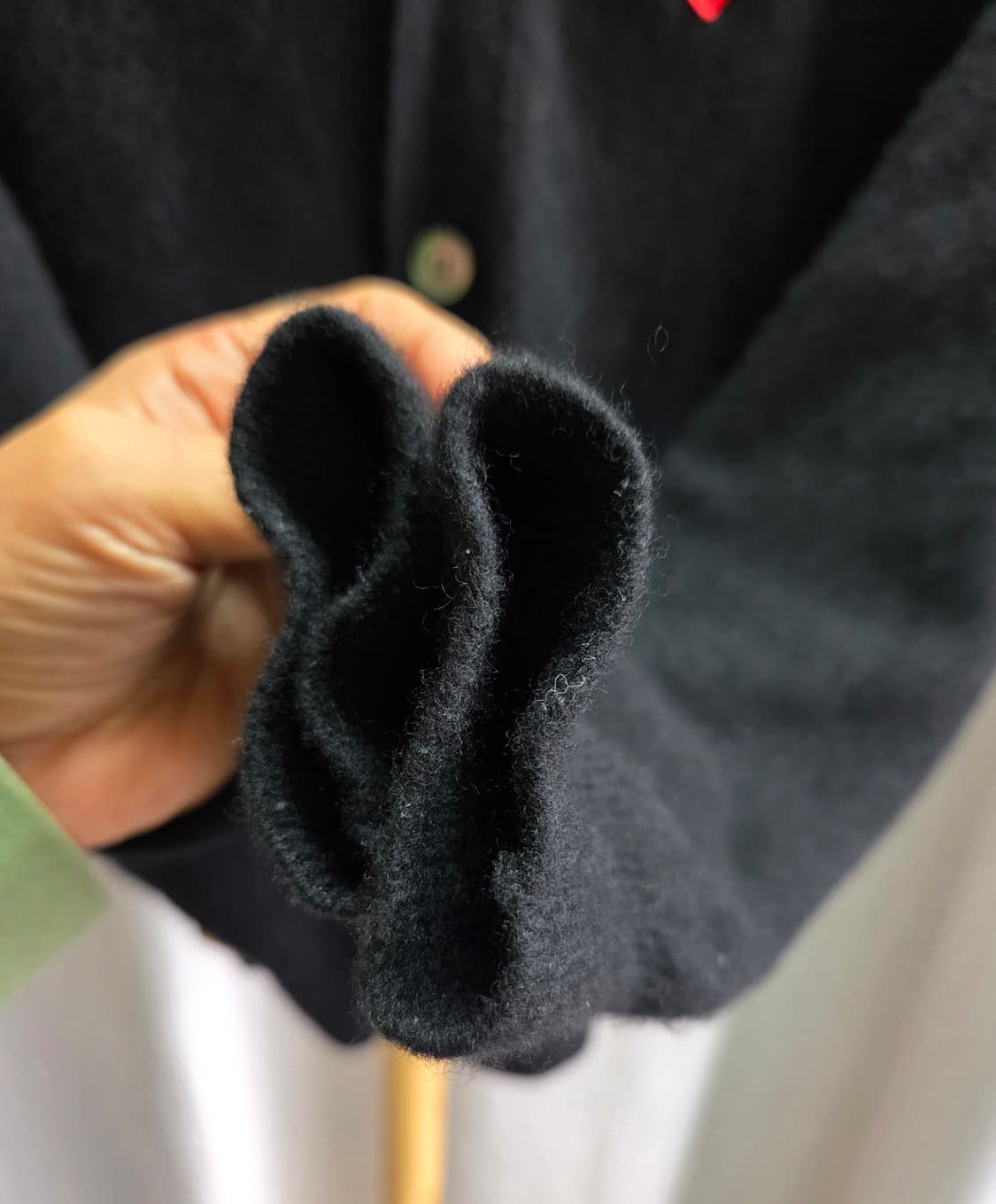 정품)꼼데가르송 플레이 블랙 하트 와펜 가디건 /여55~66 상품이미지5