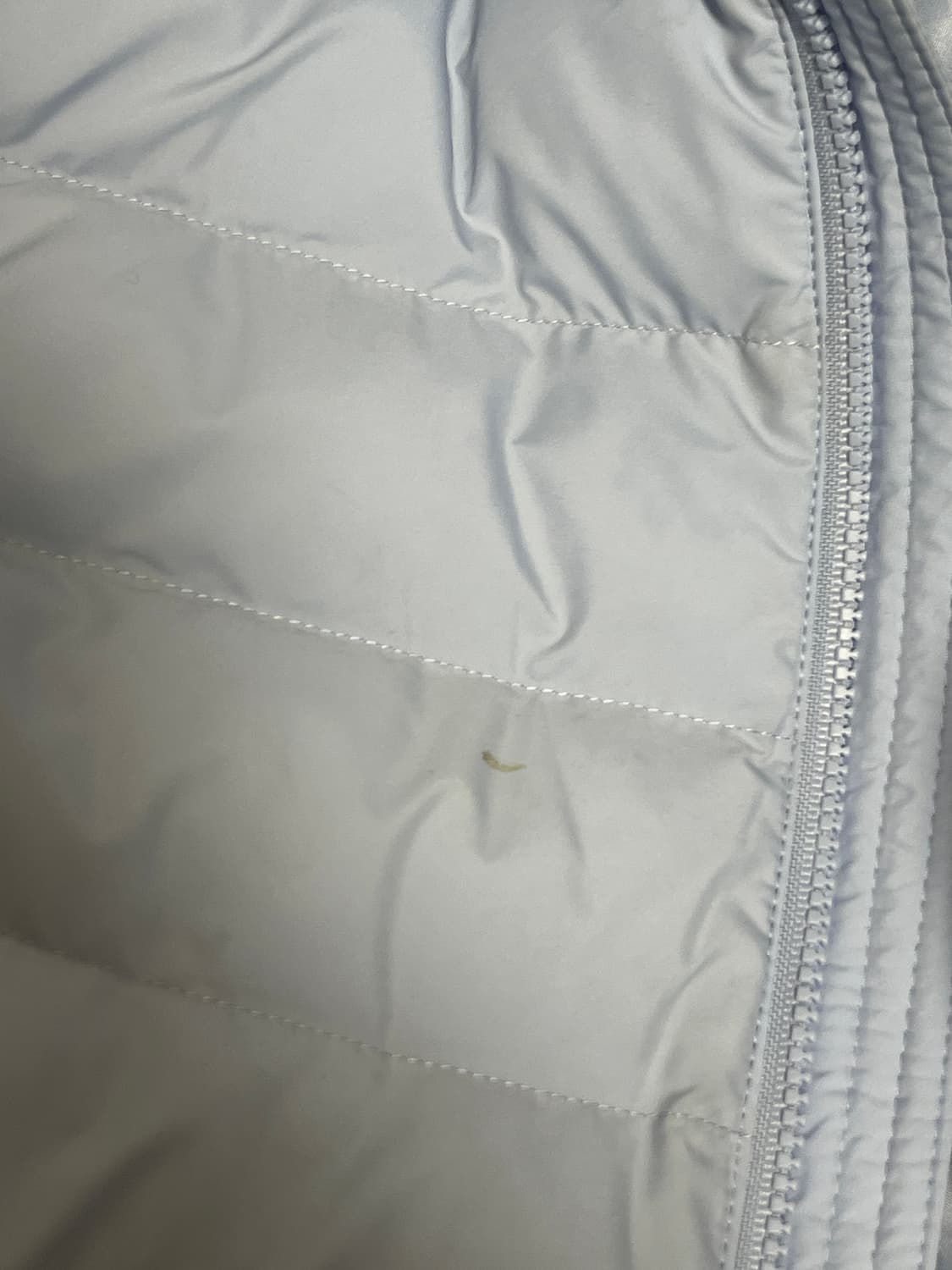 유니클로 키즈 경량패딩 상품이미지3