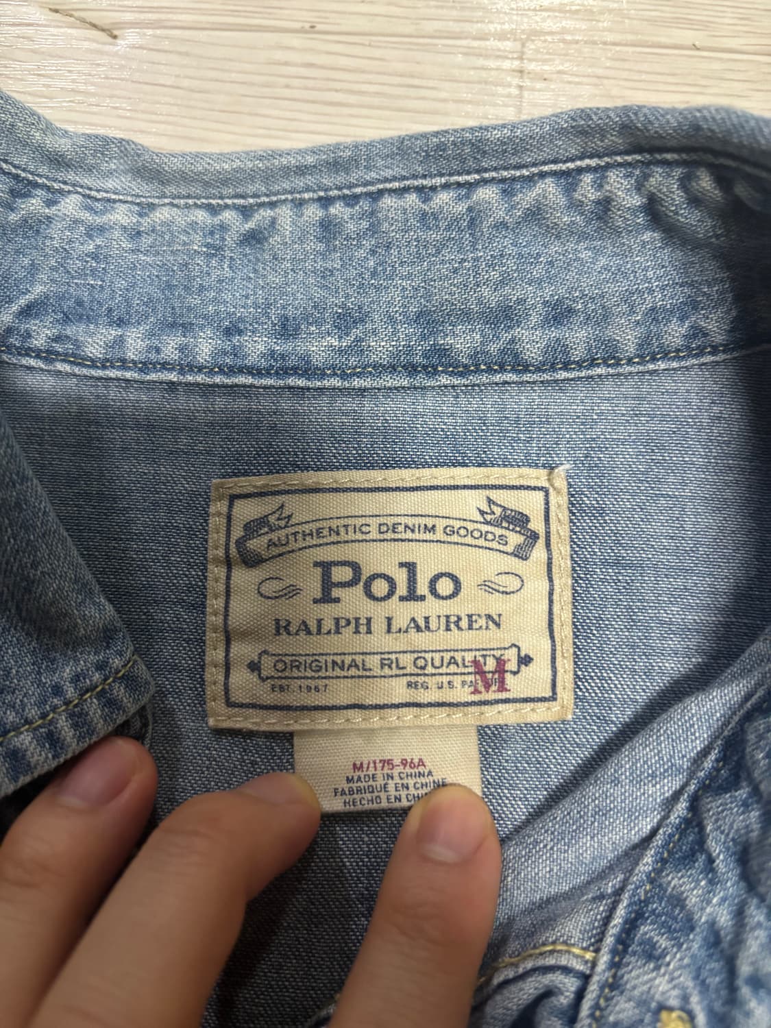 폴로 랄프로렌 데님 웨스턴 셔츠 M 팝니다. 상품이미지3