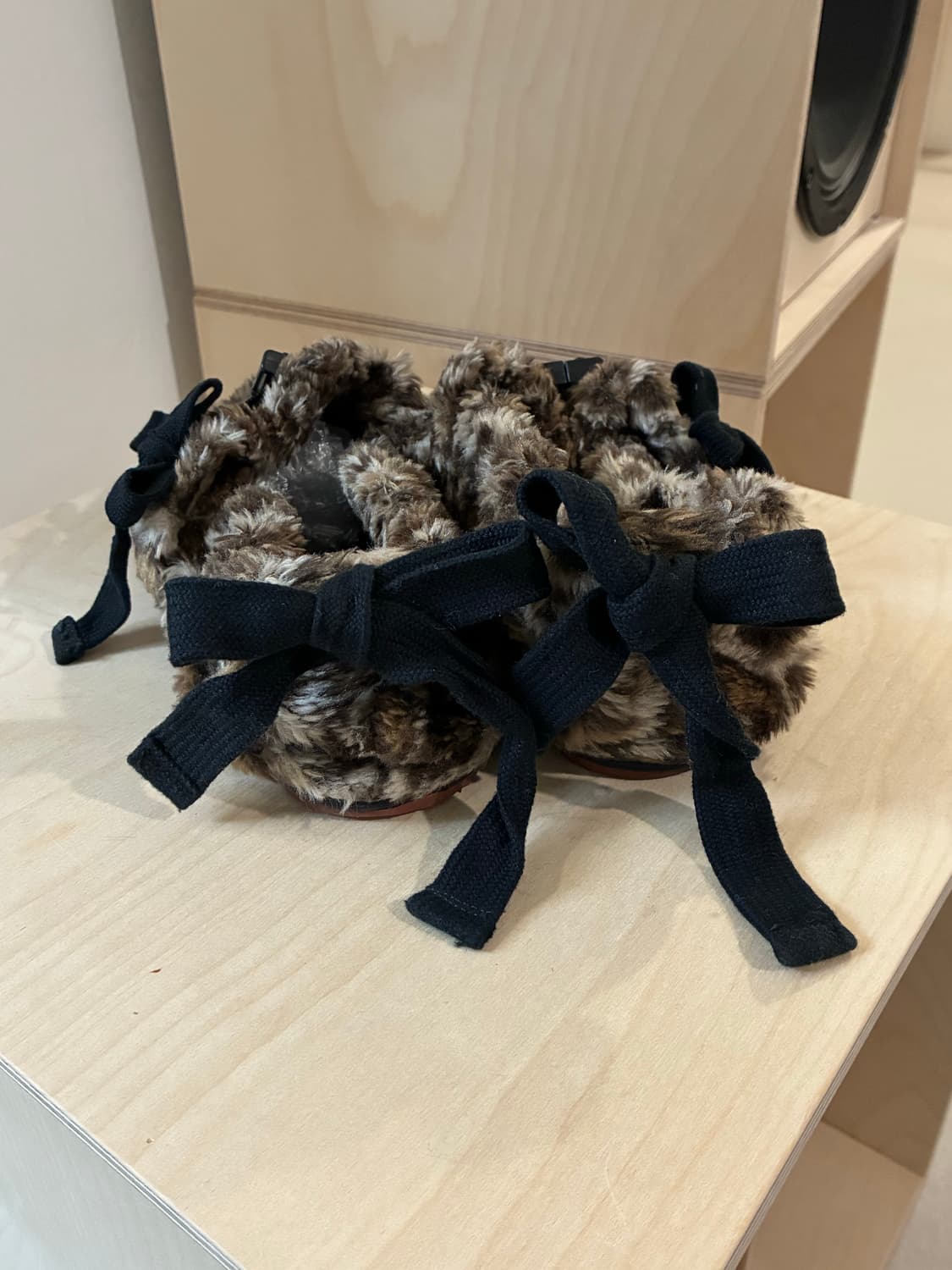 tao 타오 꼼데가르송 퍼 샌들 상품이미지3