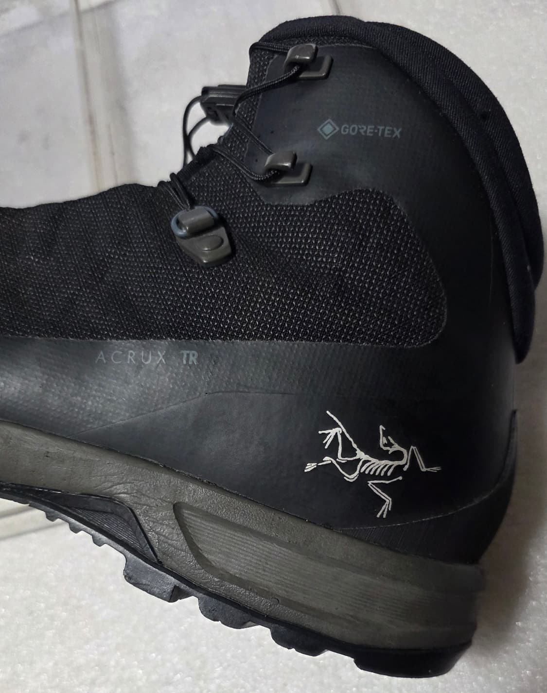 아크테릭스 Acrux TR고어텍스 등산화 블랙 상품이미지1