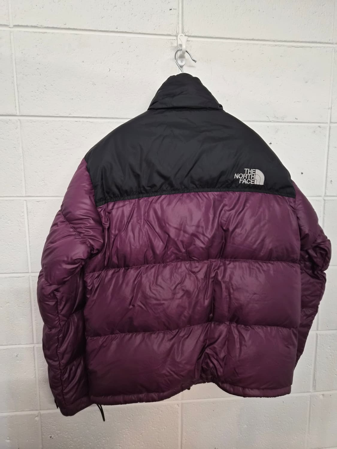 95) 노스페이스 눕시 퍼플/블랙 패딩 팝니다 상품이미지2