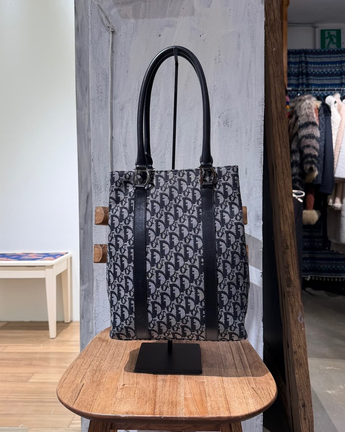 크리스찬 디올 오블리크 캔버스 레더 트리밍 트로터 토트백 상품이미지2