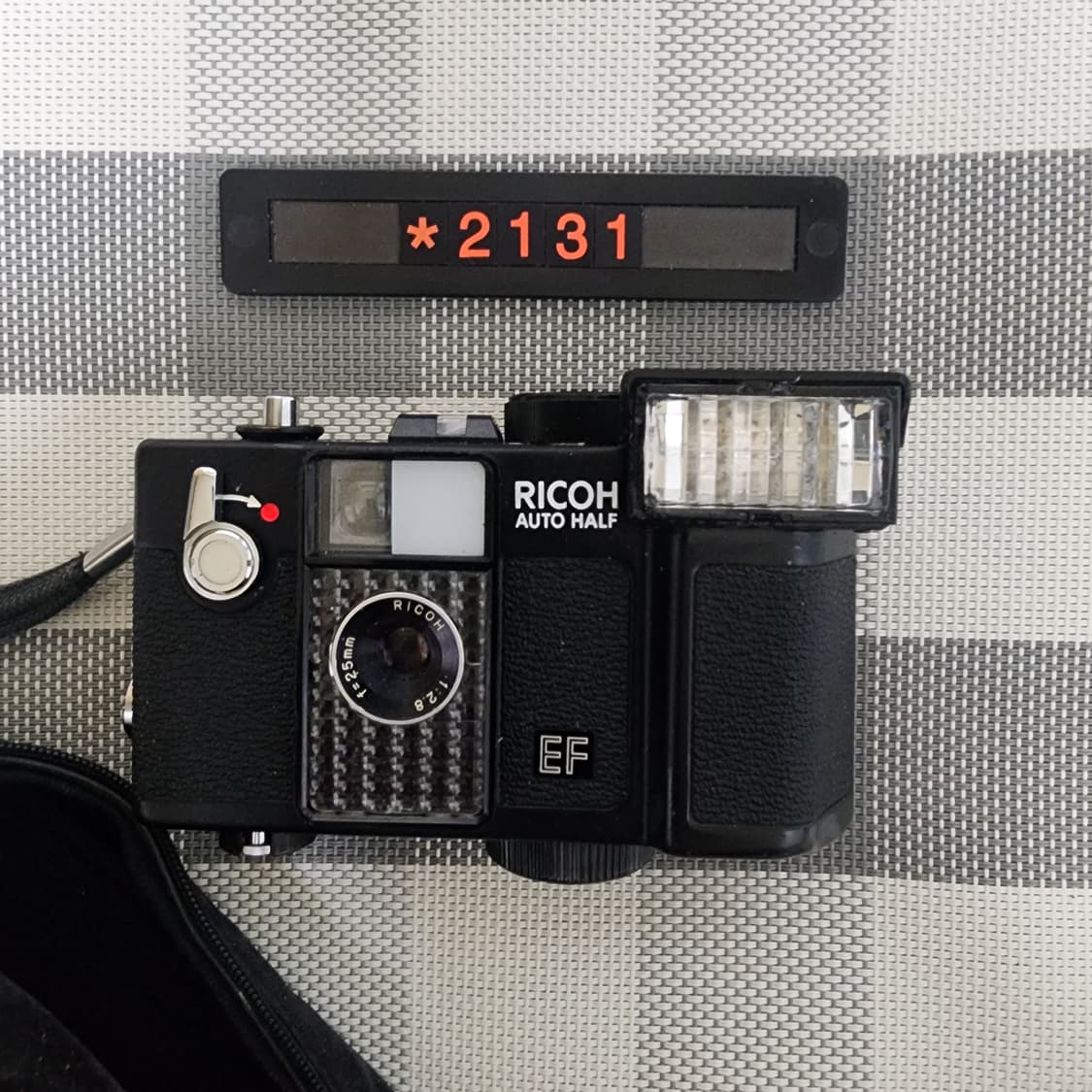 리코 오토하프 EF 필름카메라 파우치포함 상품이미지1
