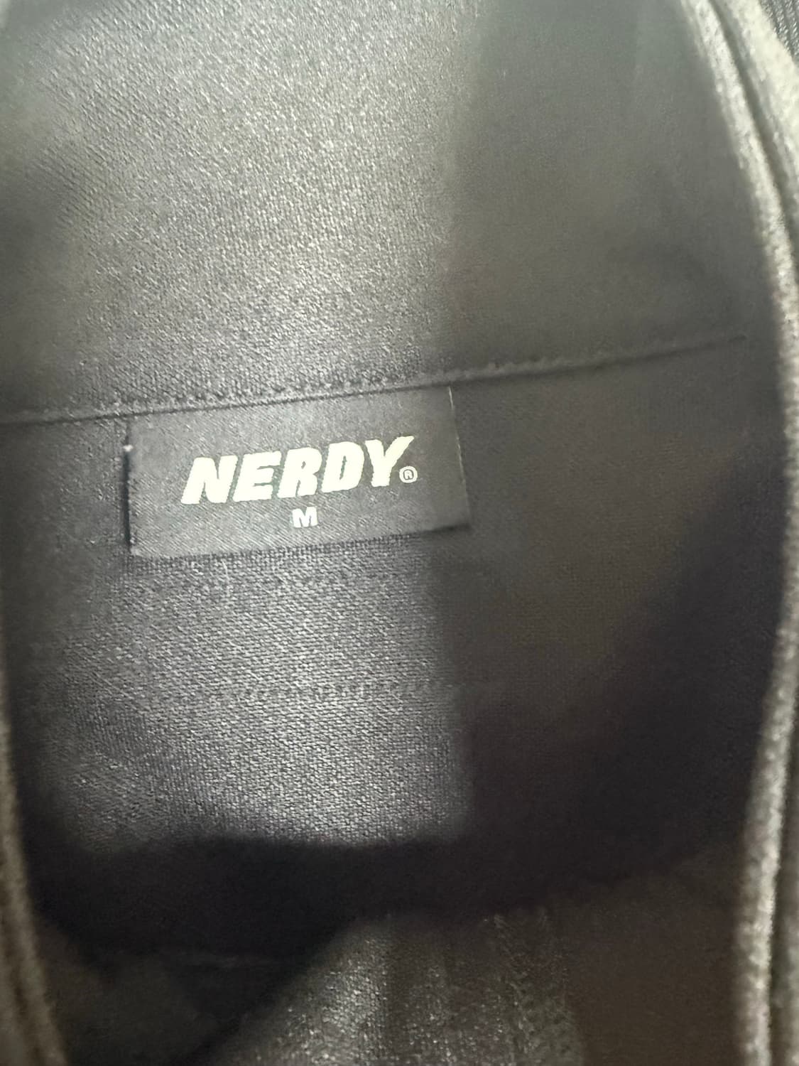 널디 NERDY 검정 서울 트랙탑 져지 M 상품이미지2