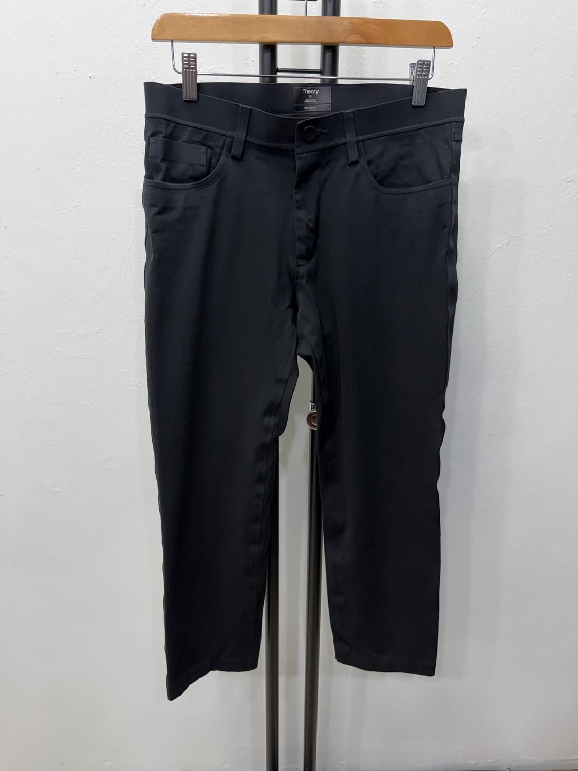 정품)Theory 띠어리 남성 블랙 밴딩팬츠 30 상품이미지1