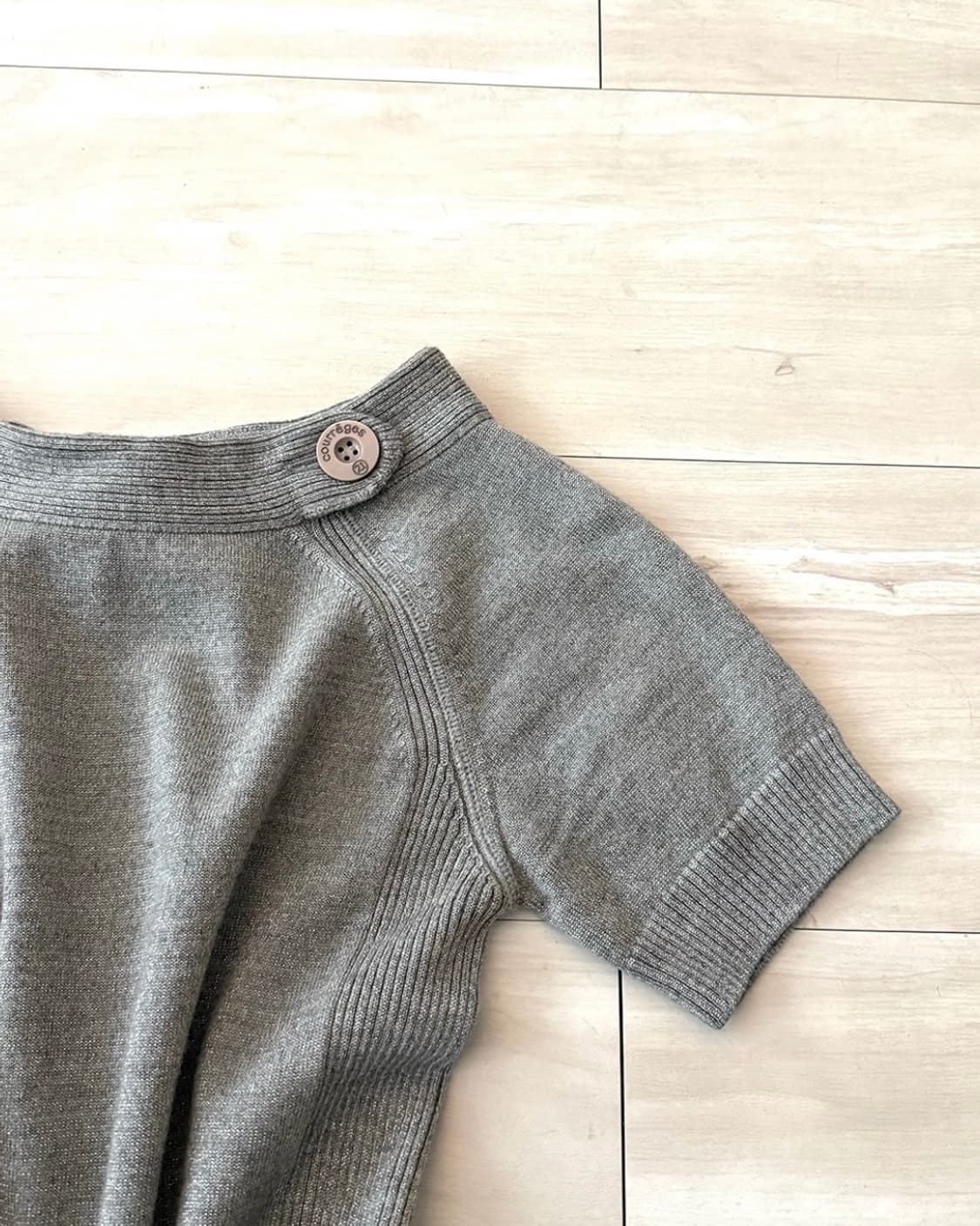 Courrèges Gray Shimmer Half Sleeve Knit 상품이미지6