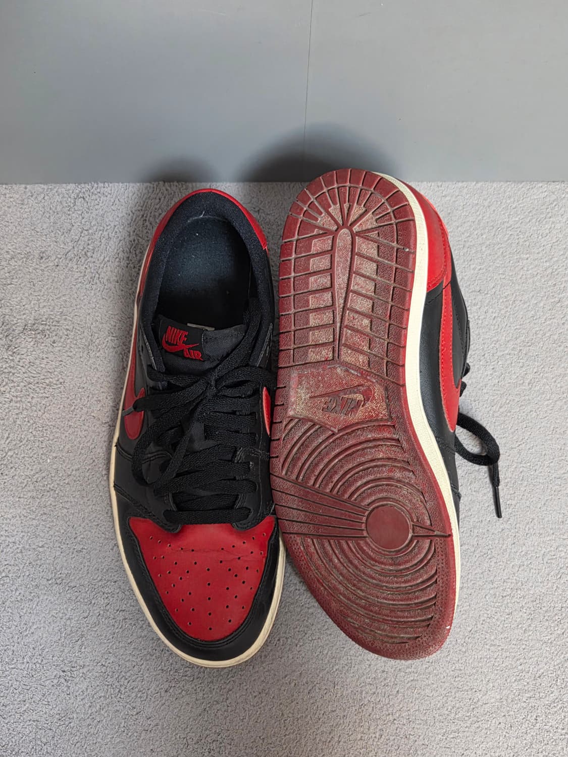 (275)
나이키 에어조던1 레트로 로우 브레드2015
 상품이미지5