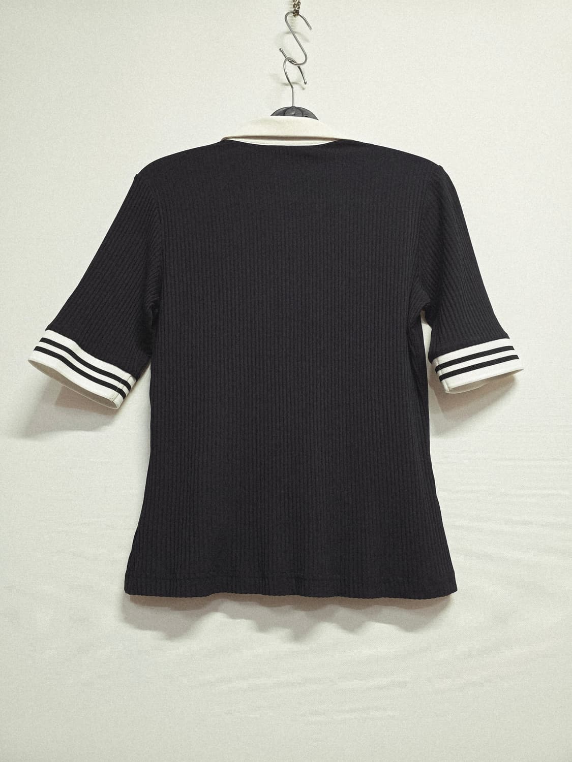 겔러웨이 블랙  니트 카라 티셔츠95 상품이미지5