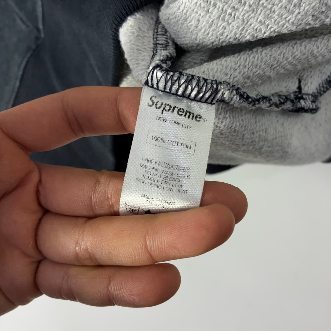 Supreme 슈프림 14F/W H.R giger 후드티 상품이미지8