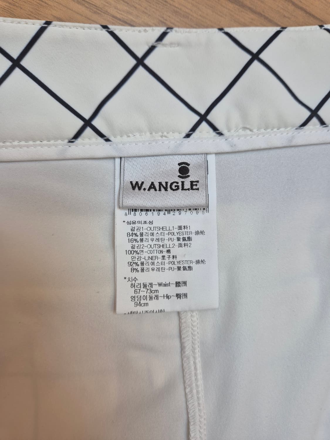 W.ANGLE 체크 패턴 미니스커트입니다

- 허리 둘레: 67-73cm 상품이미지3