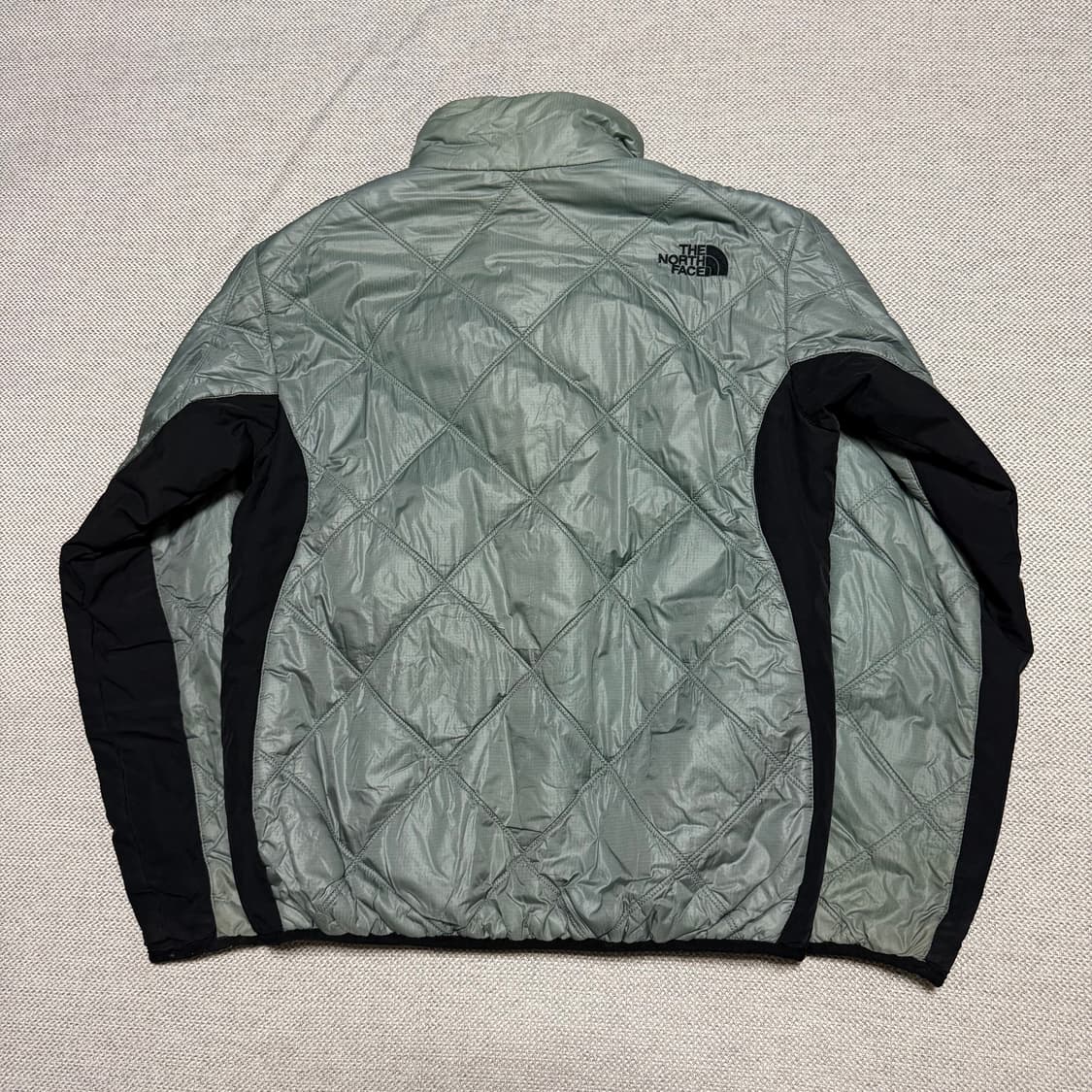 노스페이스 리버시블 퀄팅 경량패딩 상품이미지3