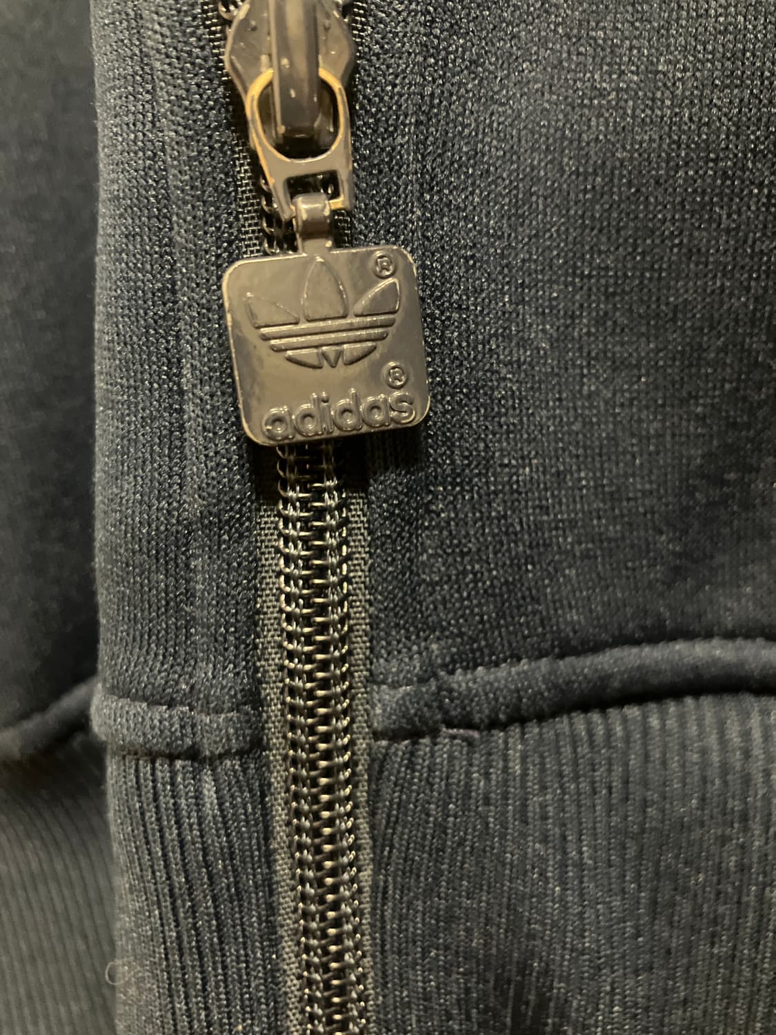 아디다스 플락 네이비 레드 90 상품이미지4