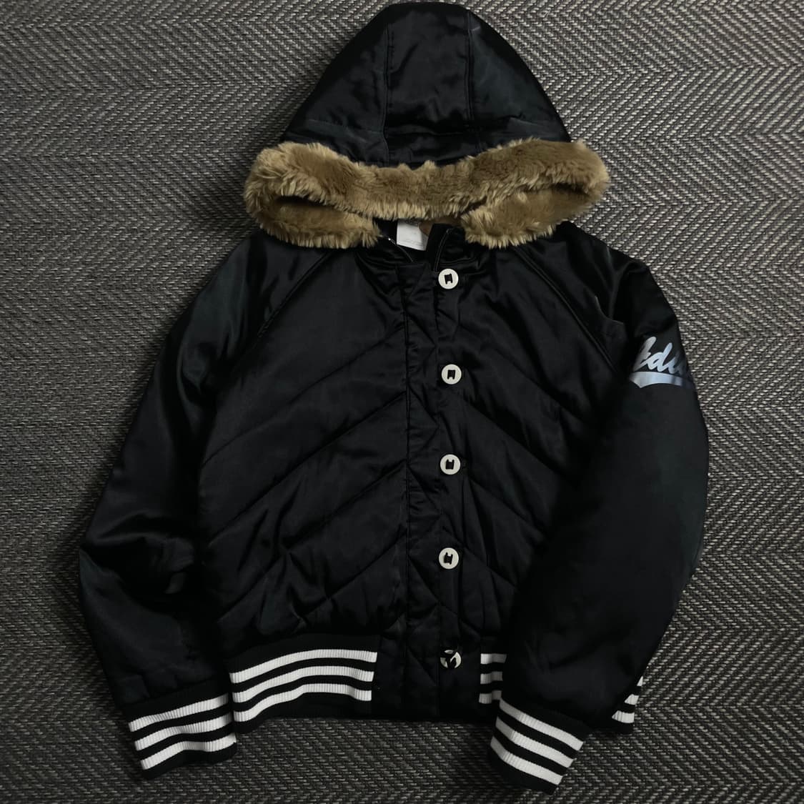 아디다스 y2k 크롭 퍼 패디드 후드 점퍼o 4608 상품이미지1