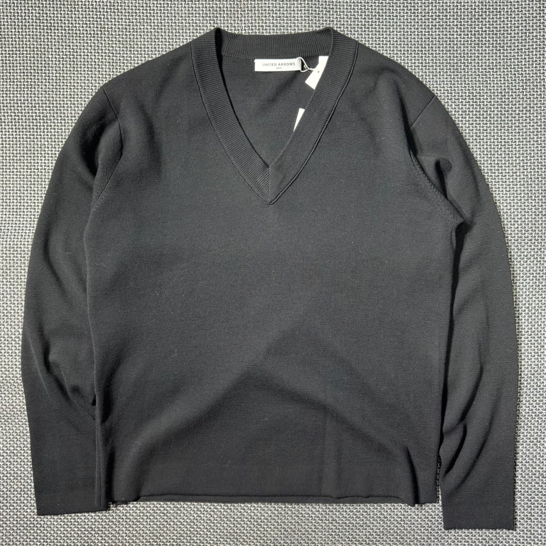 유나이티드 애로우즈 브이넥 니트 블랙 ( XL/OLD-8314 ) 상품이미지1