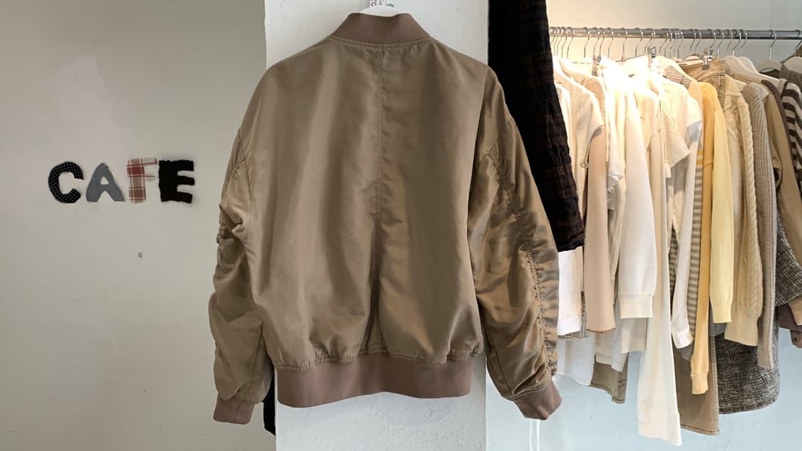 Shirring Bomber Jacket 상품이미지4