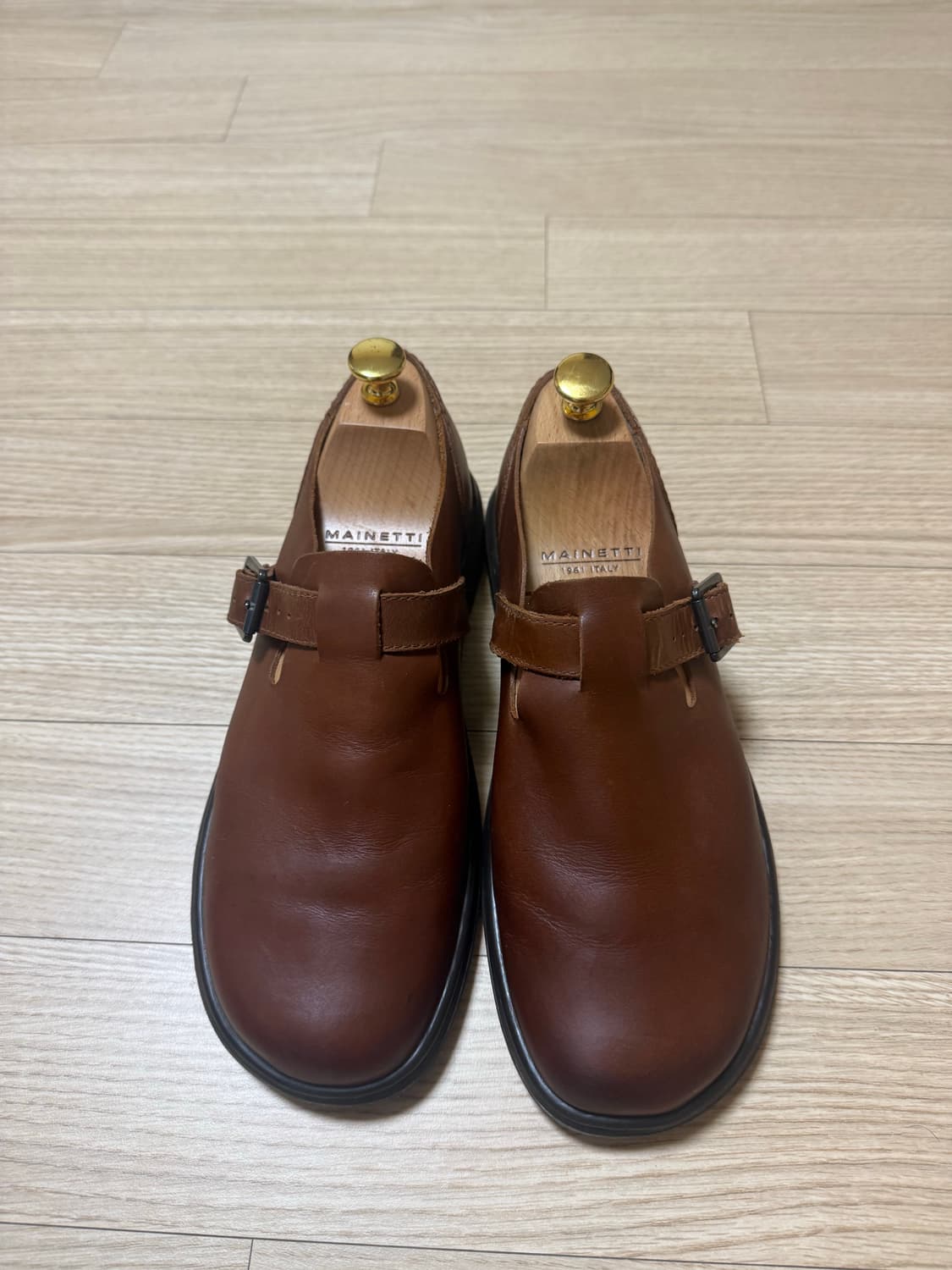 Uk7/260) 229,000원 닥터마틴 패트리샤 탄 브라운 상품이미지1