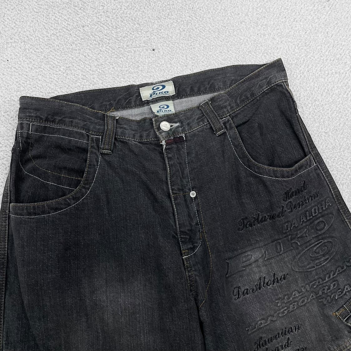 피코 Piko 레터링 카고 데님 워시드 팬츠 흑청 상품이미지3