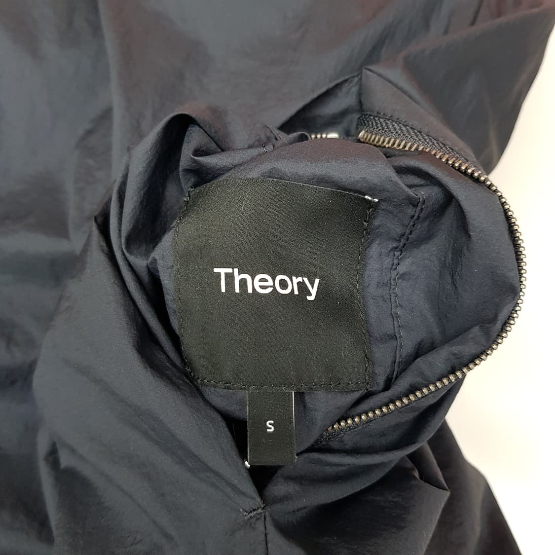 THEORY 띠어리 리버시블 다운 베스트 S사이즈 상품이미지7