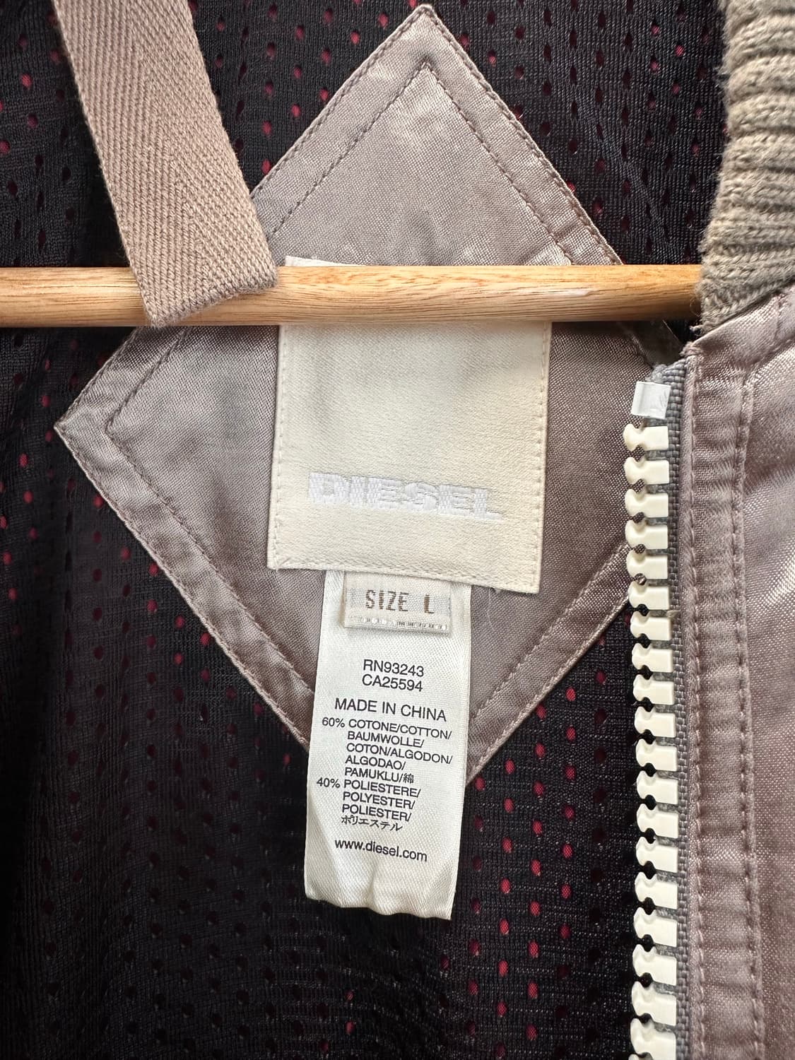 (L)90s 디젤 패치워크 유광 새틴 봄버 자켓 상품이미지8