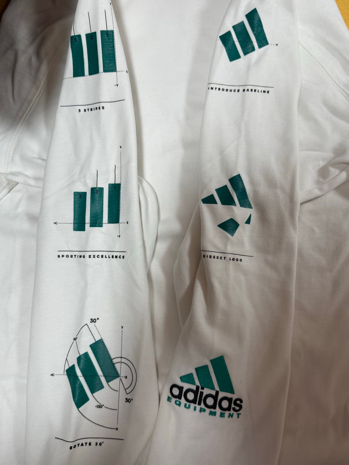 아디다스 Equipment 그래픽 롱슬리브 M 상품이미지3