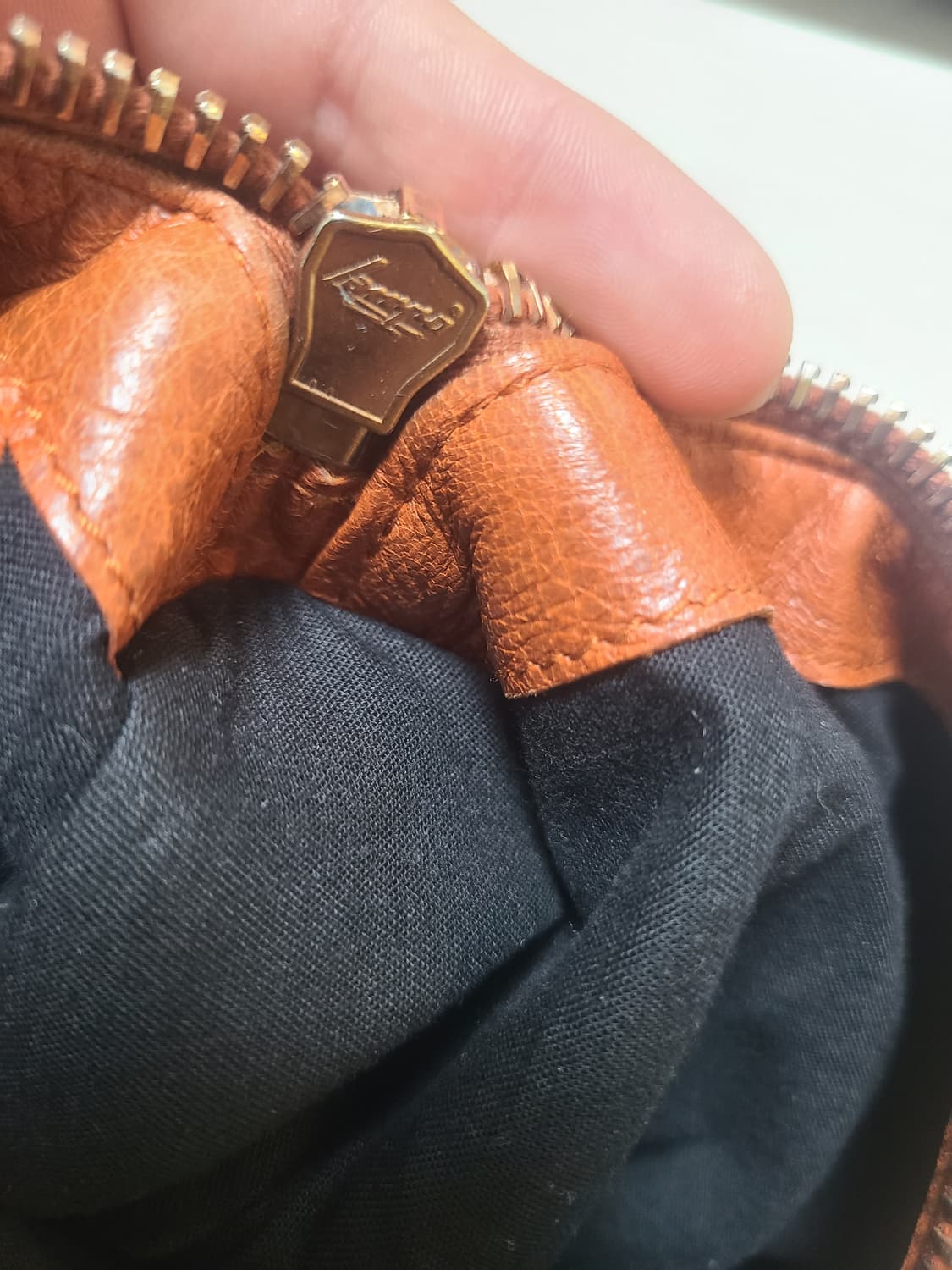 발렌시아가 모터백 상품이미지10