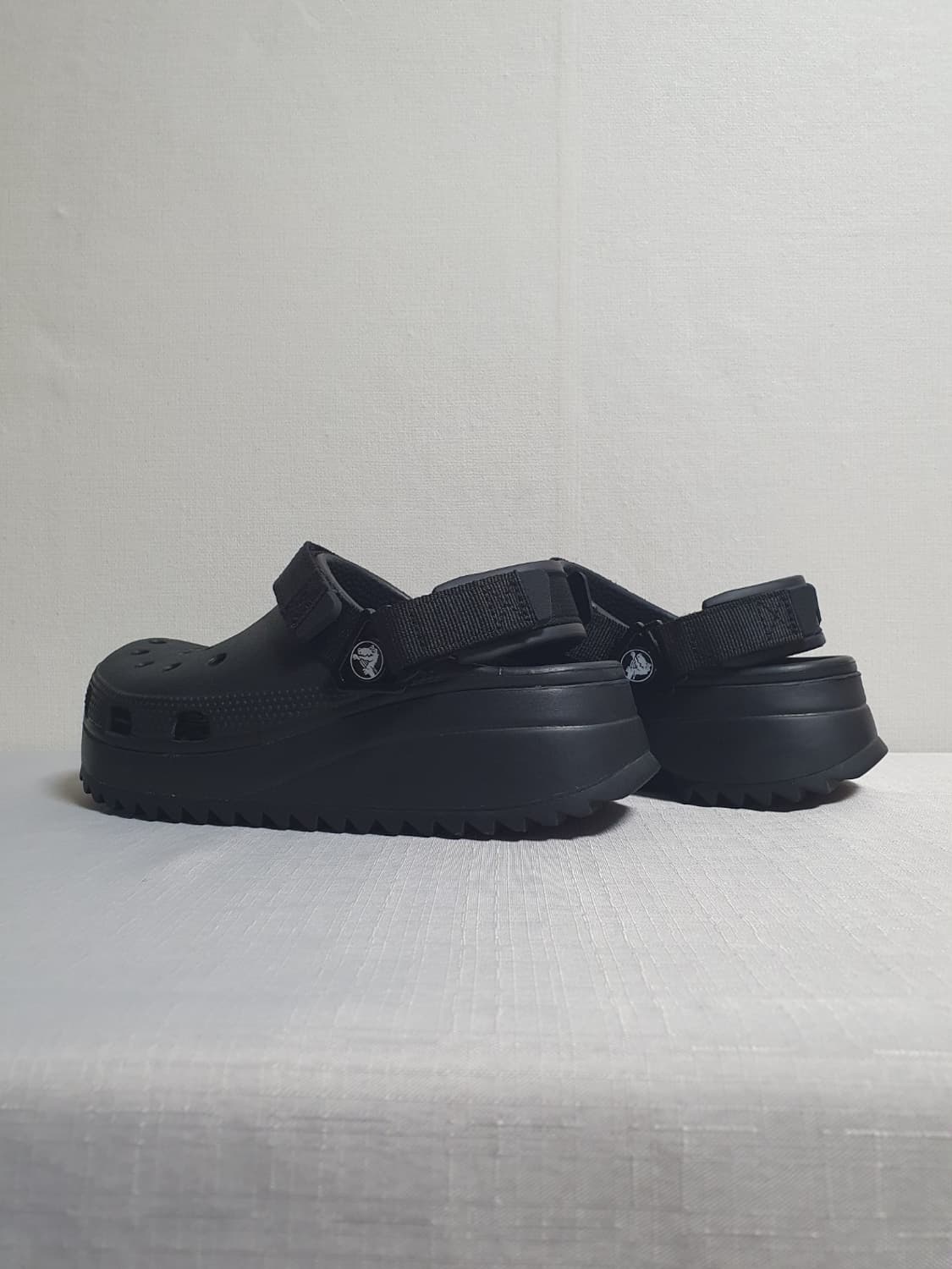 크록스 클래식 하이커 클로그 샌들 블랙 230mm 상품이미지6