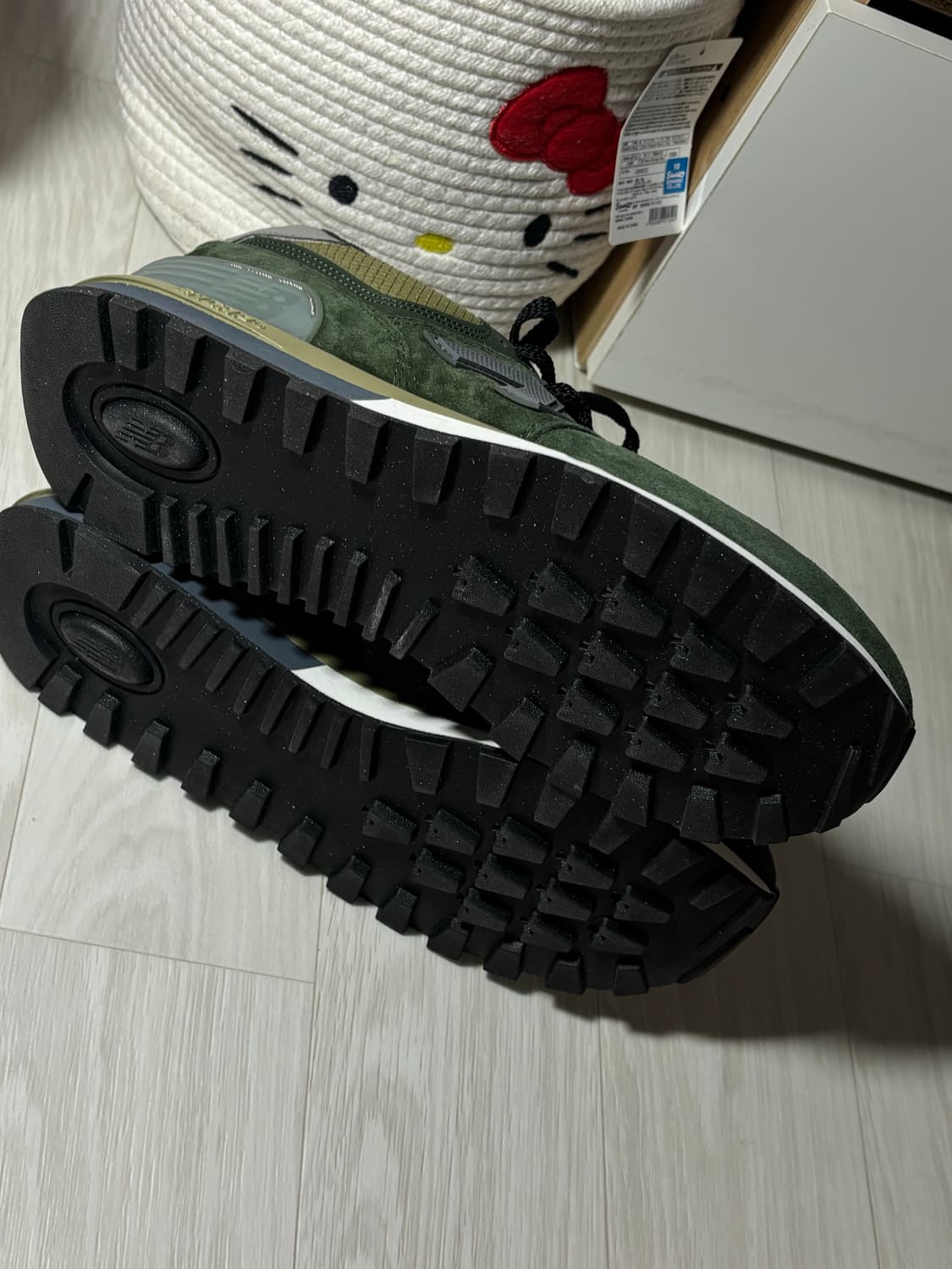 [280]뉴발란스 x 스톤 아일랜드 574 레거시 다크 그린 상품이미지5