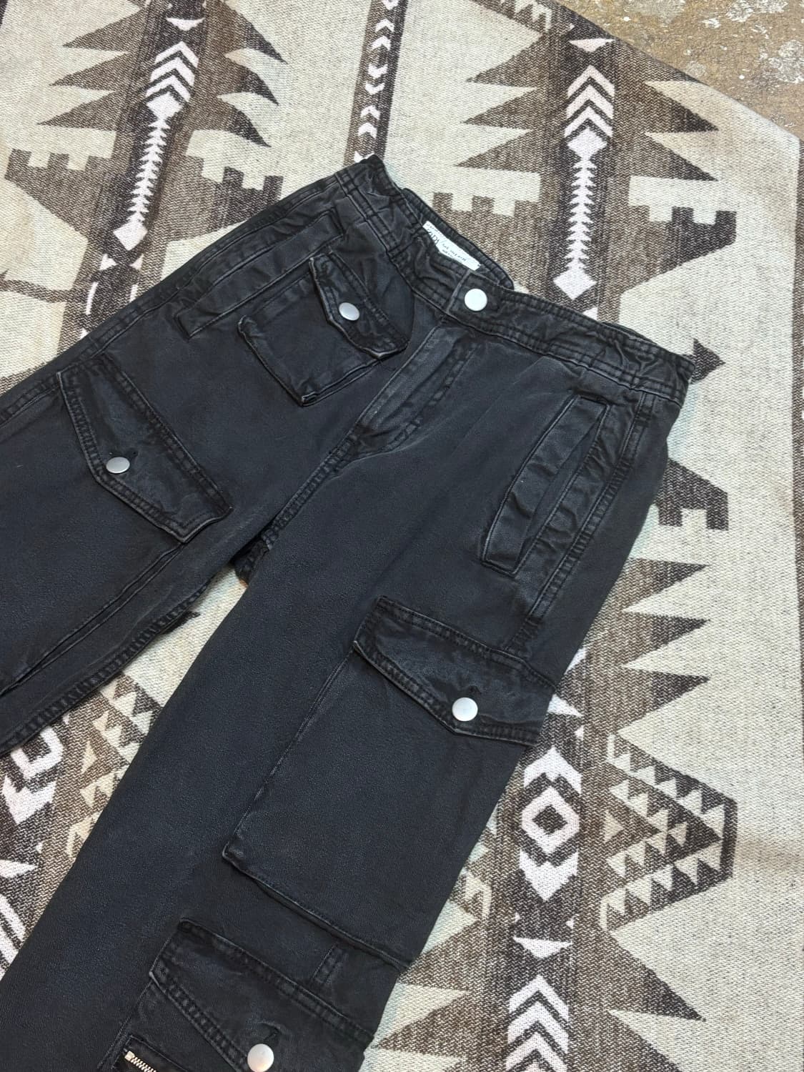 zara 멀티 포켓 카고 팬츠 상품이미지3