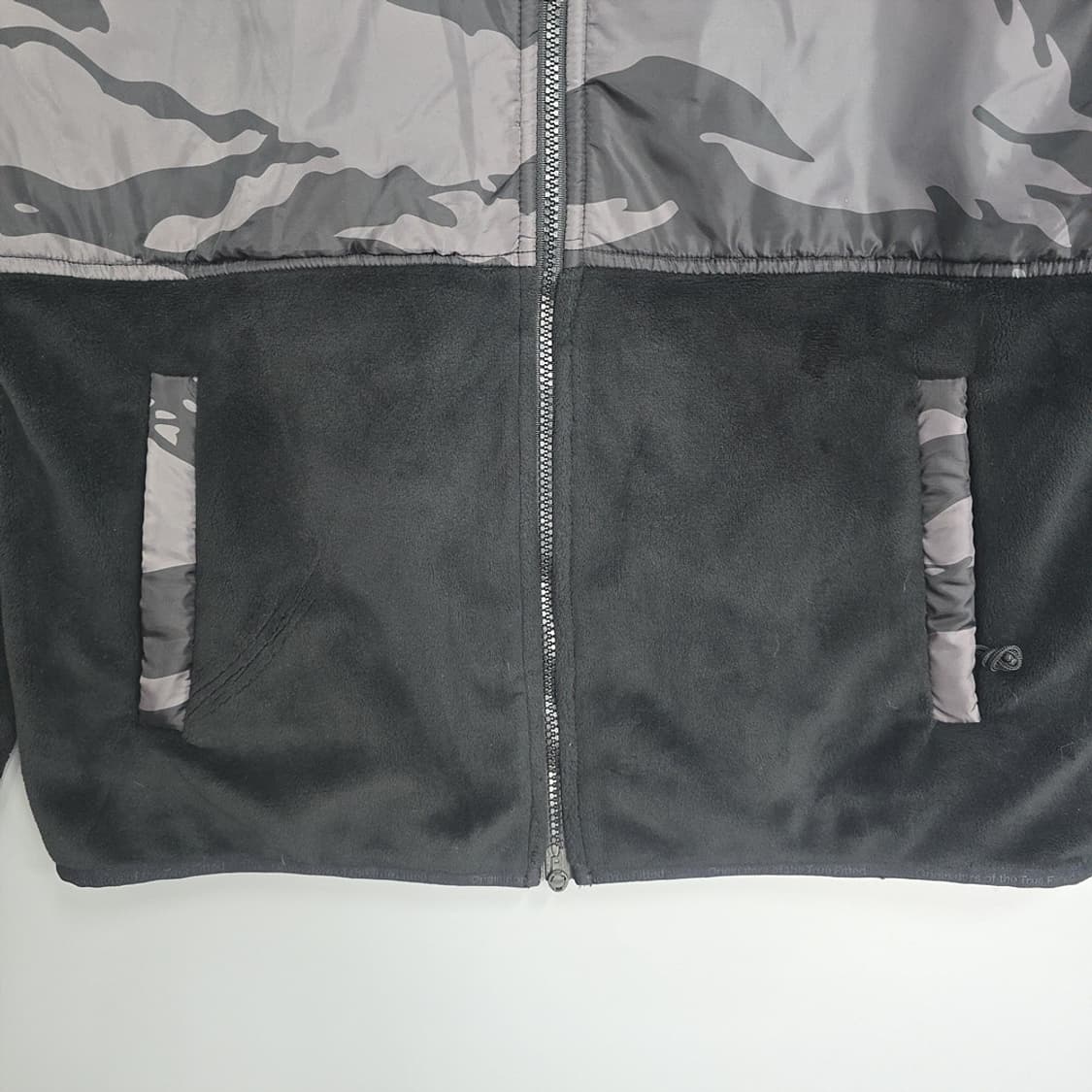 뉴에라 NEW ERA 타이거카모 블랙 플리스 후드집업 L 상품이미지3
