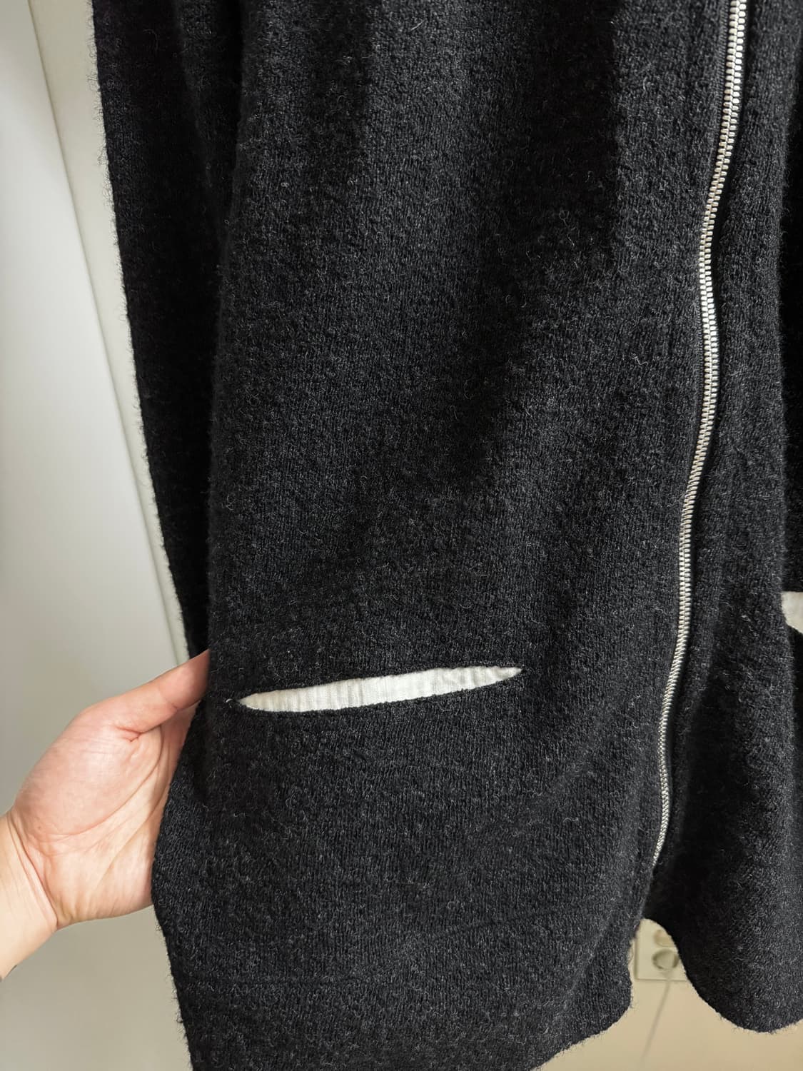 KLASICA 25F Anatomical Cut Cardigan 상품이미지4