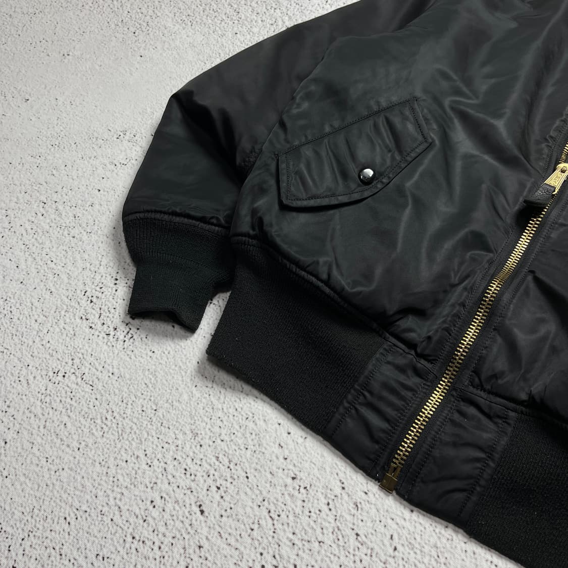 Alpha Industries MA-1 Flight Jacket 상품이미지4