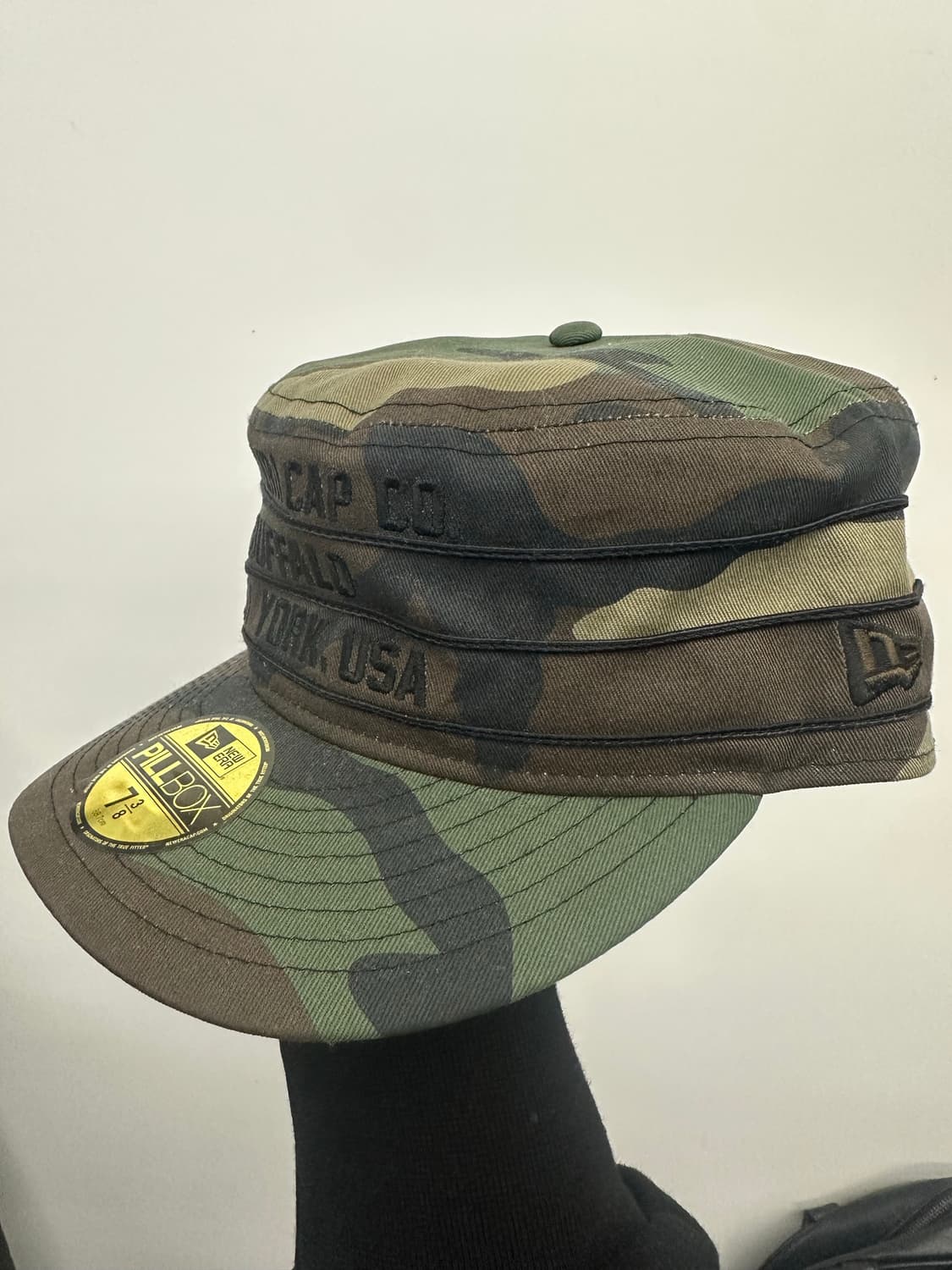 뉴에라 프리 커브드 필박스 피티드캡 우드랜드(카모) 상품이미지1