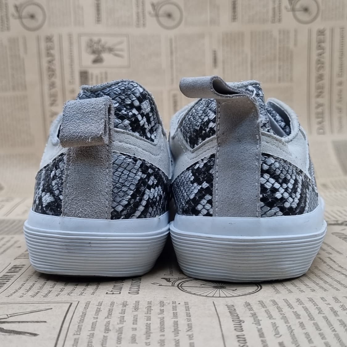 자라 뱀피 무늬 여성스니커즈240 상품이미지4