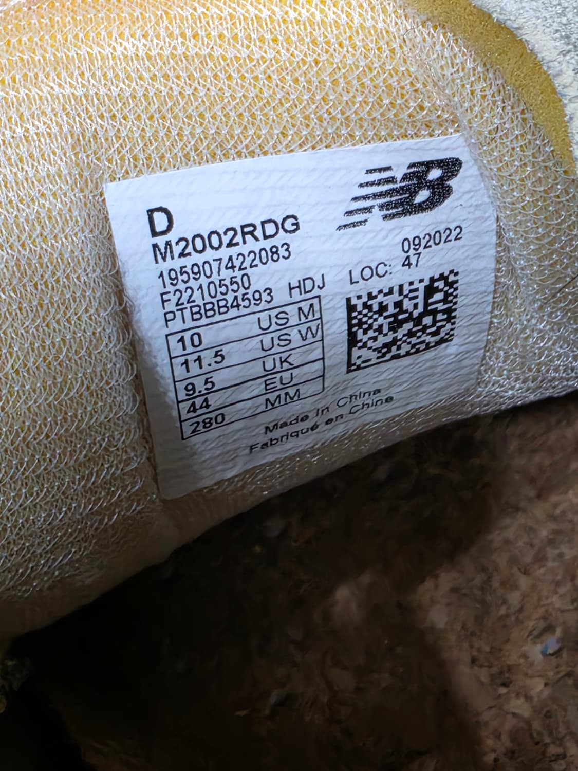 뉴발란스 2002R  프로텍션 팩 디스트레스드 빈티지 운동화 280 상품이미지10