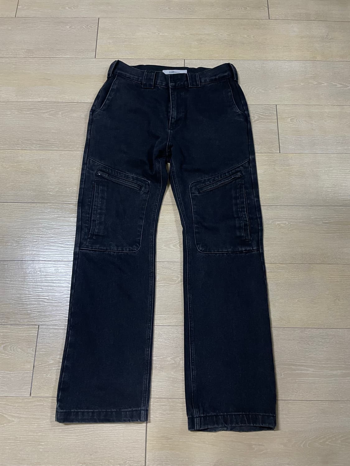 (M)플라스틱 프로덕트 리빌드 팬츠 상품이미지3