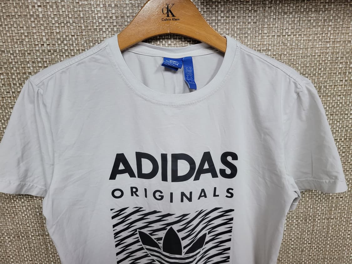 95사이즈 아디다스 반팔 티셔츠 상품이미지2