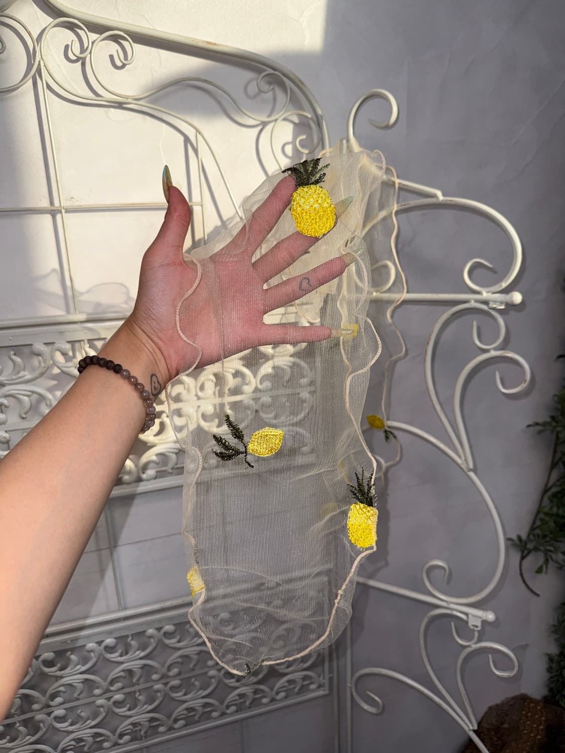 Lemon pineapple embroidered sheer scarf  상품이미지4