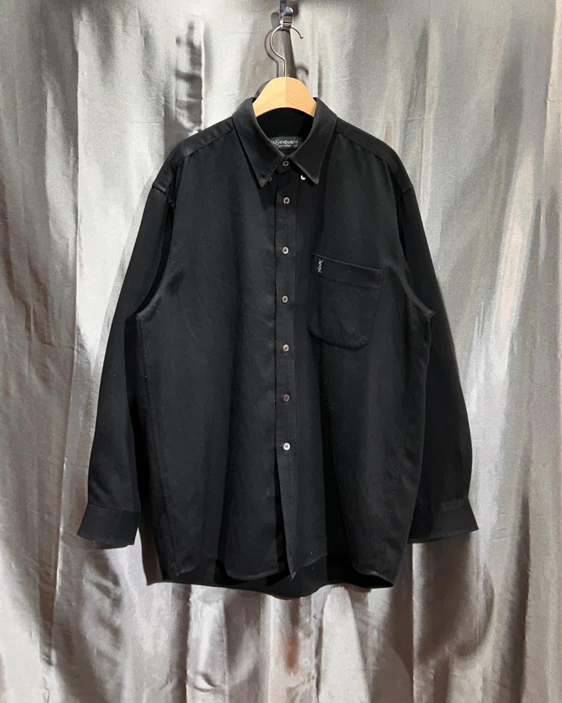 L YSL 입생로랑 심볼로고 벨벳 코듀로이 블랙 셔츠 상품이미지2
